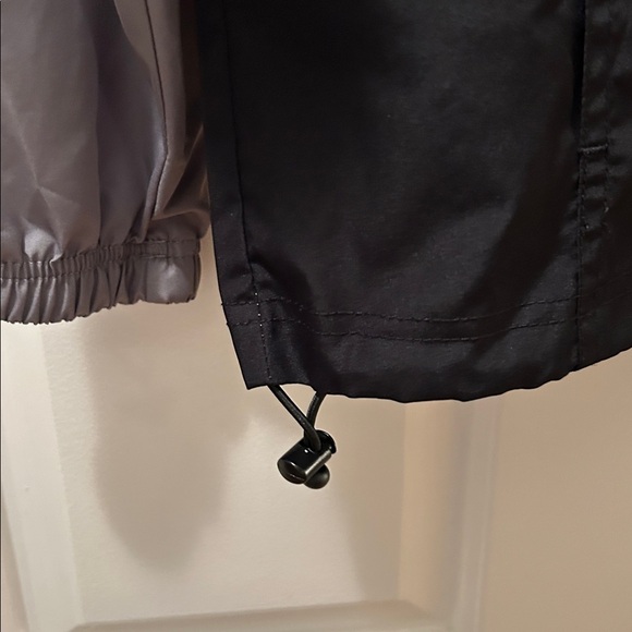 Champion Pullover - Picture 5 of 5